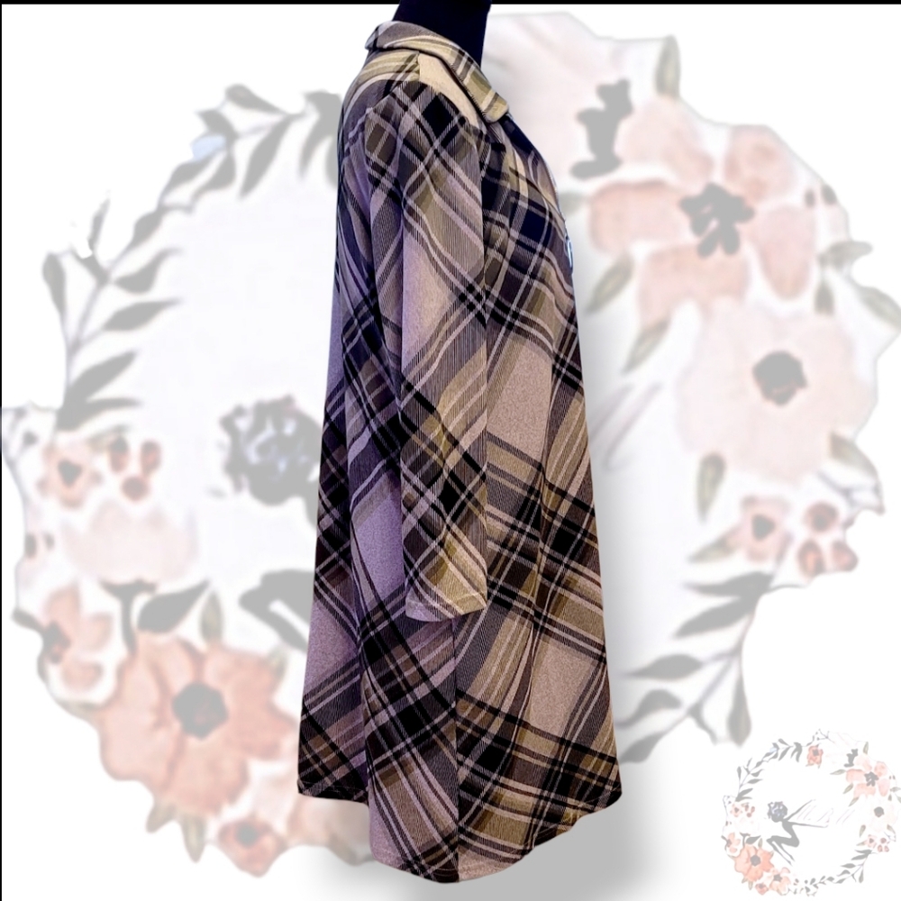 R&K Gray and Black Plaid Long Sleeve Dress. Size L - Picture 5 of 6